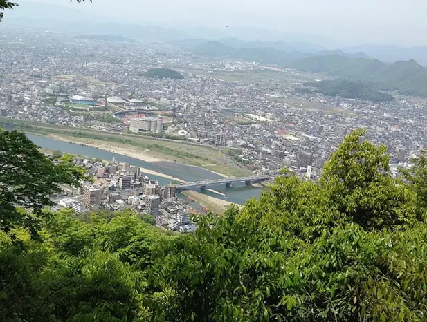 岐阜城と金華山からの眺望1