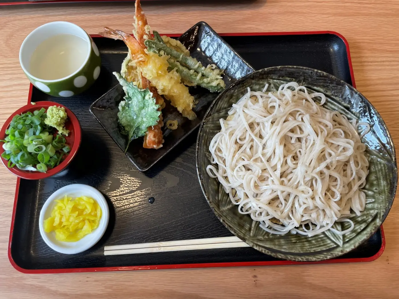 てんぷらと蕎麦のセット